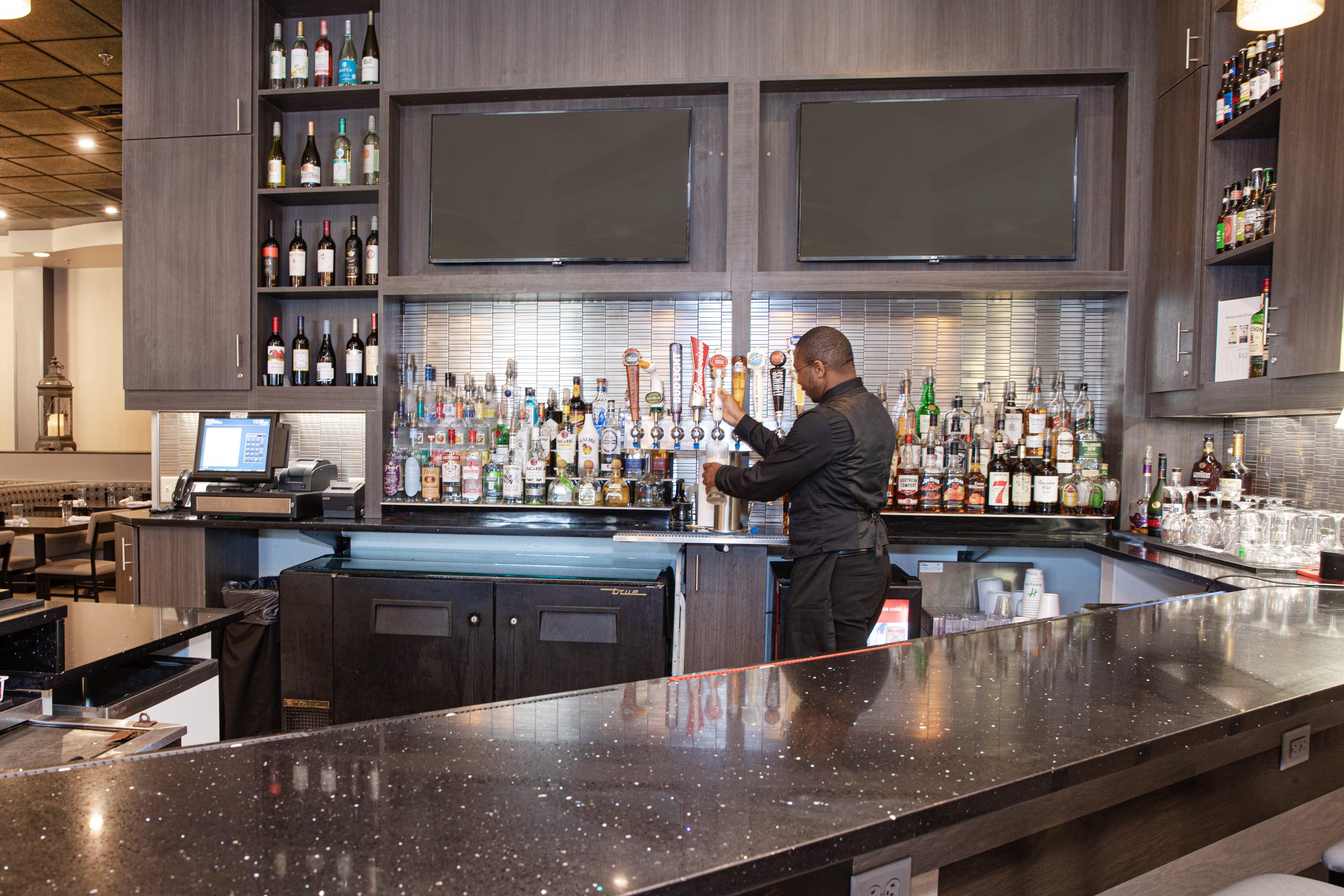 St. Louis Airport West Earth By Ihg Earth City