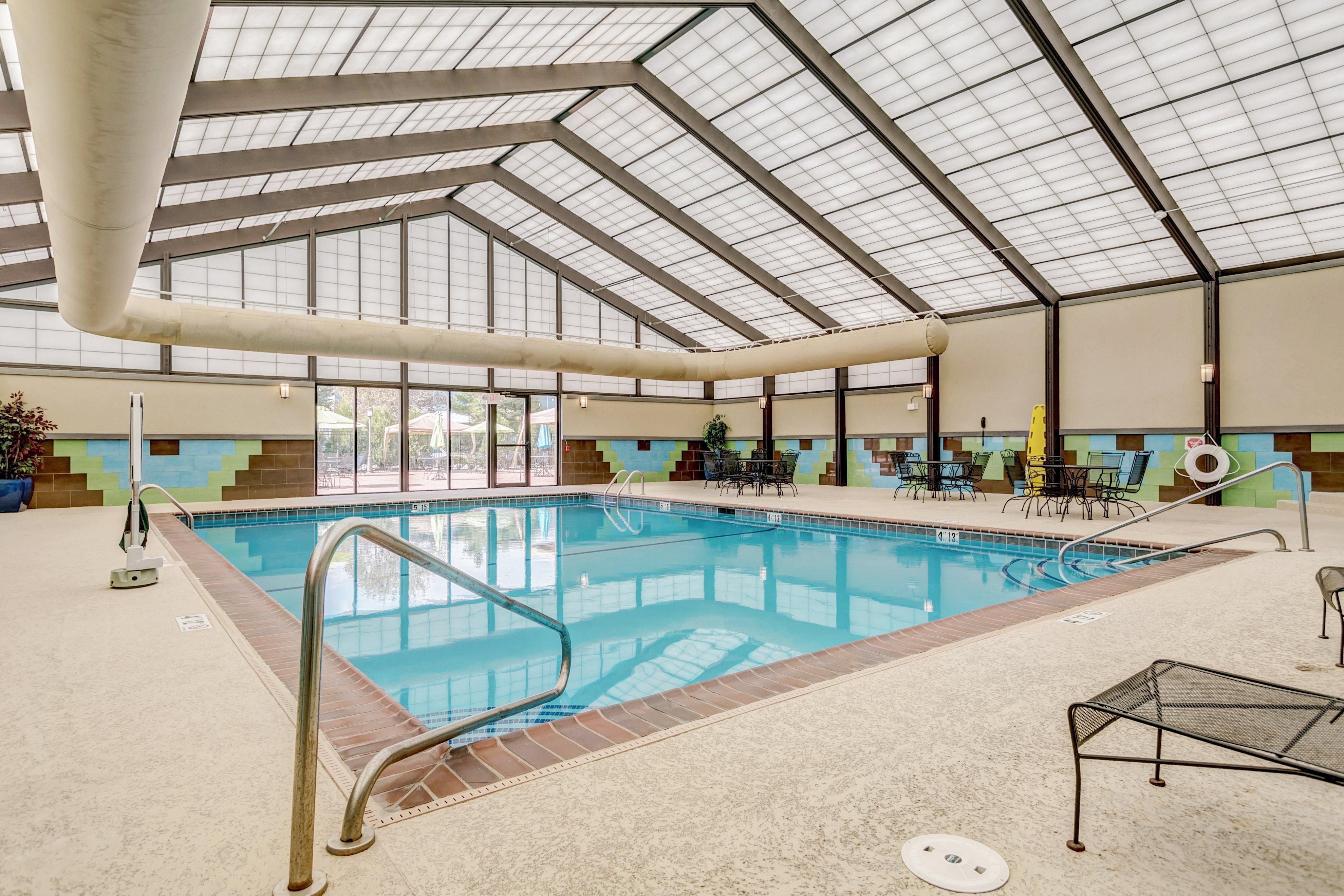 St. Louis Airport West Earth By Ihg